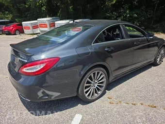 2015 Mercedes-Benz CLS 550 4MATIC - miniatura 3