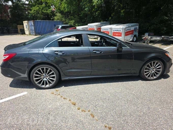 2015 Mercedes-Benz CLS 550 4MATIC - miniatura 4