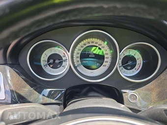 2015 Mercedes-Benz CLS 550 4MATIC - miniatura 9