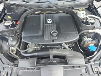 2015 Mercedes-Benz E 250 BlueTEC 4MATIC Sedan - miniatura 18