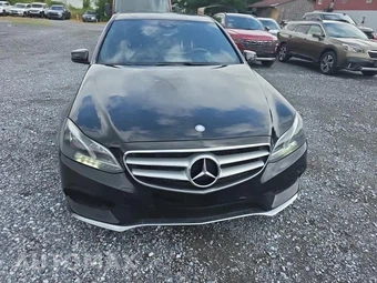 2015 Mercedes-Benz E 250 BlueTEC 4MATIC Sedan - miniatura 2