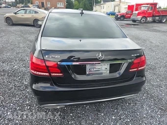 2015 Mercedes-Benz E 250 BlueTEC 4MATIC Sedan - miniatura 5