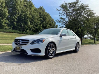 2015 Mercedes-Benz E 350 4MATIC Sedan - miniatura 2