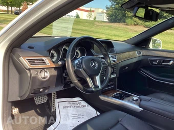 2015 Mercedes-Benz E 350 4MATIC Sedan - miniatura 21