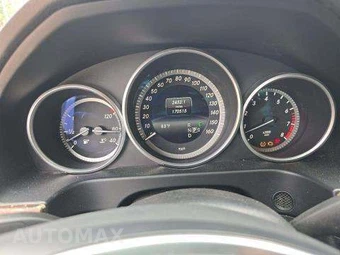 2015 Mercedes-Benz E 350 4MATIC Sedan - miniatura 9