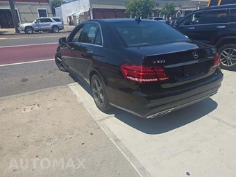 2015 Mercedes-Benz E 350 4MATIC Sedan – miniatura 2