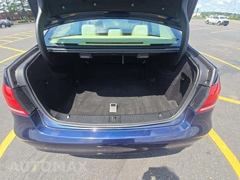 2015 Mercedes-Benz E 350 4MATIC Sedan - miniatura 11