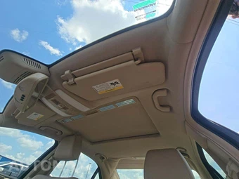 2015 Mercedes-Benz E 350 4MATIC Sedan - miniatura 8