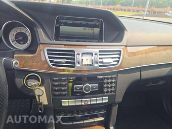 2015 Mercedes-Benz E 350 4MATIC Sedan – miniatura 10