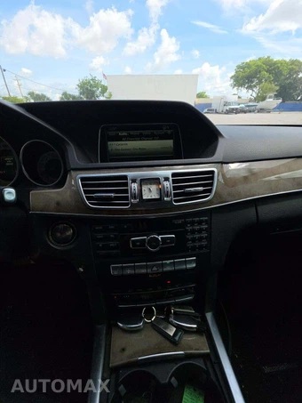 2015 Mercedes-Benz E 350 4MATIC Sedan – miniatura 10