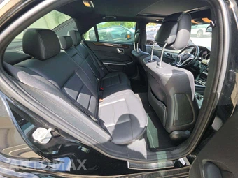 2015 Mercedes-Benz E 350 4MATIC Sedan – miniatura 16