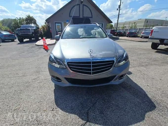 2015 Mercedes-Benz E 350 4MATIC Wagon – miniatura 2
