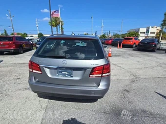 2015 Mercedes-Benz E 350 4MATIC Wagon – miniatura 4