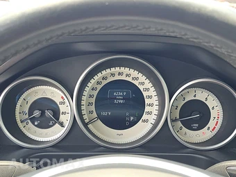 2015 Mercedes-Benz E 350 Sedan - miniatura 12