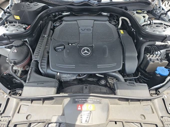 2015 Mercedes-Benz E 350 Sedan - miniatura 15