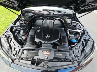 2015 Mercedes-Benz E 400 4MATIC Sedan - miniatura 16