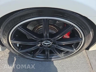 2015 Mercedes-Benz E 63 AMG S 4MATIC Sedan - miniatura 11