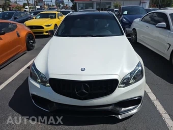 2015 Mercedes-Benz E 63 AMG S 4MATIC Sedan - miniatura 2