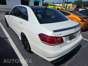 2015 Mercedes-Benz E 63 AMG S 4MATIC Sedan - miniatura 6