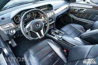 2015 Mercedes-Benz E 63 AMG S 4MATIC Sedan - miniatura 13