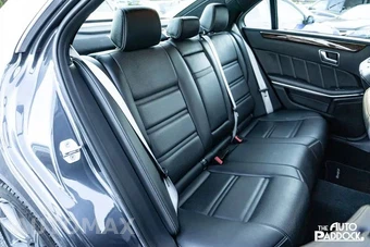 2015 Mercedes-Benz E 63 AMG S 4MATIC Sedan - miniatura 17