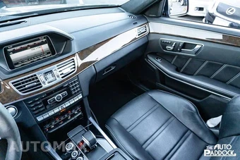 2015 Mercedes-Benz E 63 AMG S 4MATIC Sedan - miniatura 19