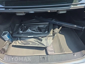 2015 Mercedes-Benz E 63 AMG S 4MATIC Sedan - miniatura 20