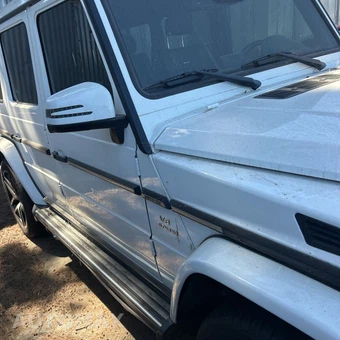 2015 Mercedes-Benz G 63 AMG 4MATIC - miniatura 13