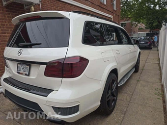2015 Mercedes-Benz GL 550 4MATIC - miniatura 3