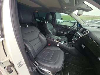 2015 Mercedes-Benz GL 550 4MATIC - miniatura 19