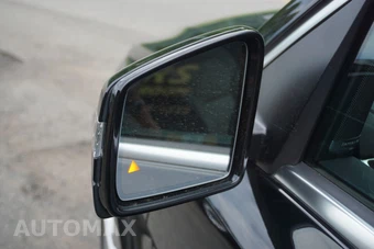 2015 Mercedes-Benz GL 550 4MATIC - miniatura 11