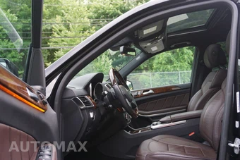 2015 Mercedes-Benz GL 550 4MATIC - miniatura 17
