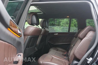 2015 Mercedes-Benz GL 550 4MATIC - miniatura 18