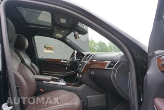 2015 Mercedes-Benz GL 550 4MATIC - miniatura 26