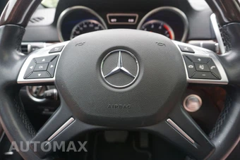 2015 Mercedes-Benz GL 550 4MATIC - miniatura 28
