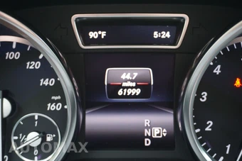 2015 Mercedes-Benz GL 550 4MATIC - miniatura 32
