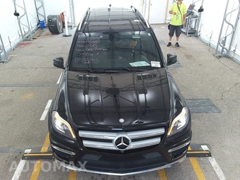 2015 Mercedes-Benz GL 550 4MATIC - miniatura 2