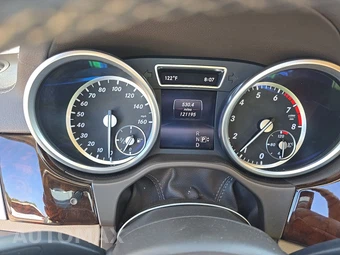 2015 Mercedes-Benz GL 550 4MATIC - miniatura 12