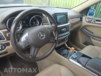 2015 Mercedes-Benz GL 550 4MATIC - miniatura 11