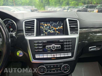 2015 Mercedes-Benz GL 550 4MATIC - miniatura 10