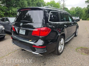 2015 Mercedes-Benz GL 550 4MATIC - miniatura 3