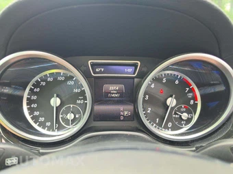 2015 Mercedes-Benz GL 550 4MATIC - miniatura 9