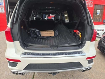 2015 Mercedes-Benz GL 63 AMG 4MATIC - miniatura 15
