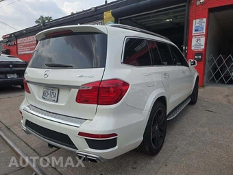 2015 Mercedes-Benz GL 63 AMG 4MATIC - miniatura 3