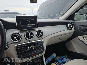 2015 Mercedes-Benz GLA 250 4MATIC – miniatura 11