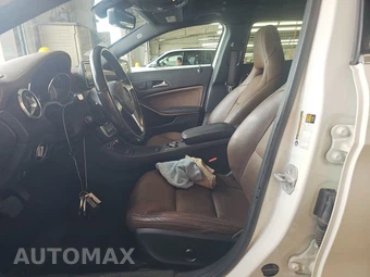 2015 Mercedes-Benz GLA 250 4MATIC - miniatura 7