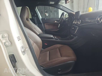 2015 Mercedes-Benz GLA 250 4MATIC - miniatura 8