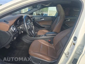 2015 Mercedes-Benz GLA 250 4MATIC - miniatura 7