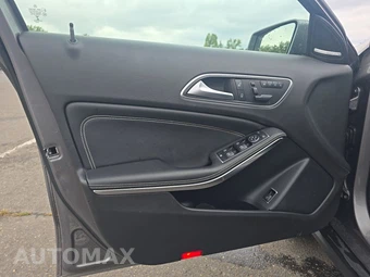 2015 Mercedes-Benz GLA 250 4MATIC - miniatura 9