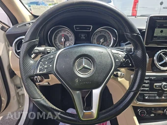 2015 Mercedes-Benz GLA 250 – miniatura 10